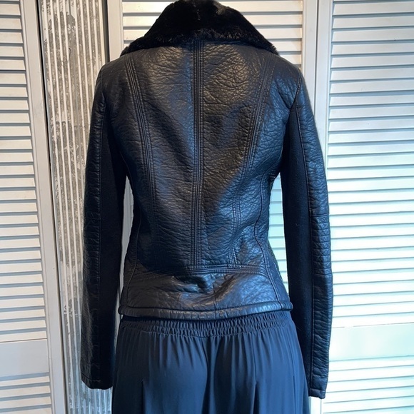 Members Only Vegan Faux Leather Grey Zip
Up Moto Jacket size M - Picture 5 of 8